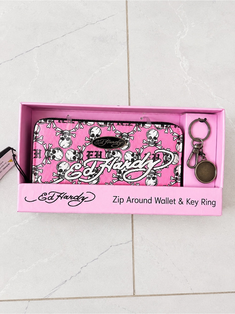 Ed Hardy Zip Around Wallet & Key Ring Gift Set – Pink Skull Print NIB